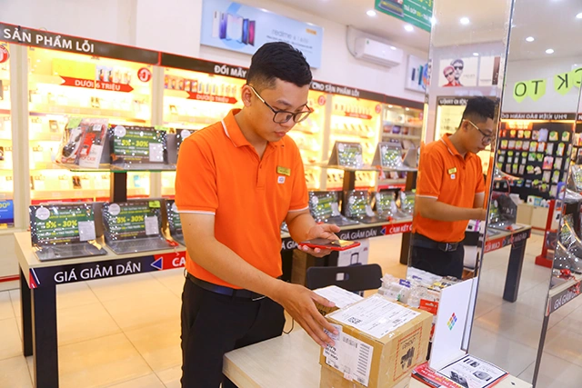 Hình ảnh FPT shop tối ưu quản trị bán hàng